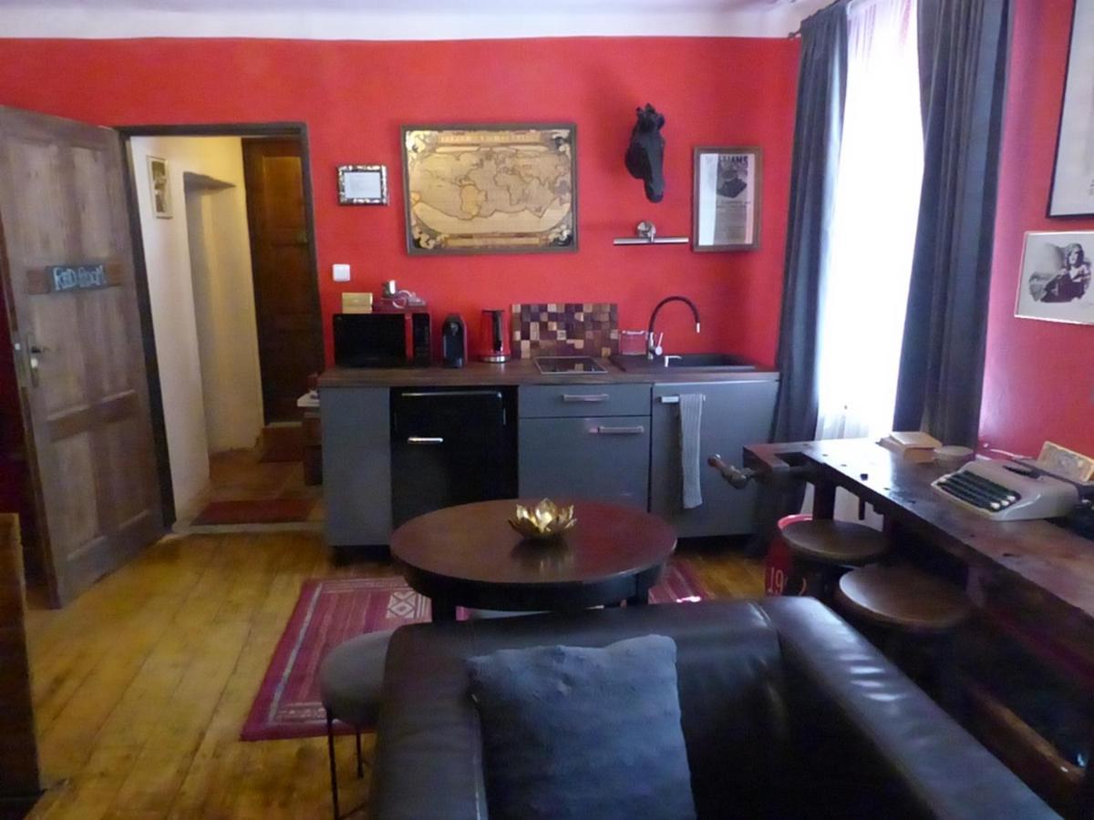 Decadent Art Club Apartment Cesky Krumlov Luaran gambar