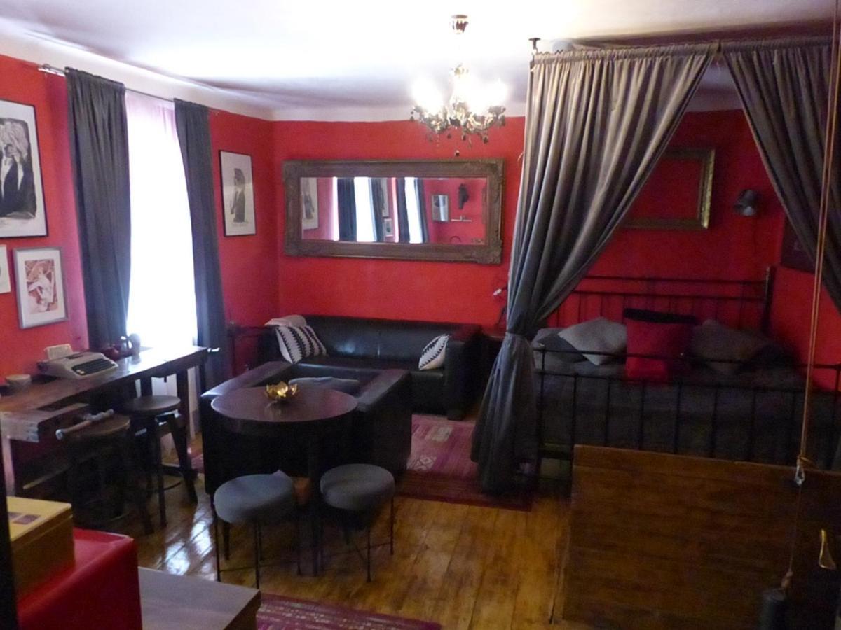 Decadent Art Club Apartment Cesky Krumlov Luaran gambar