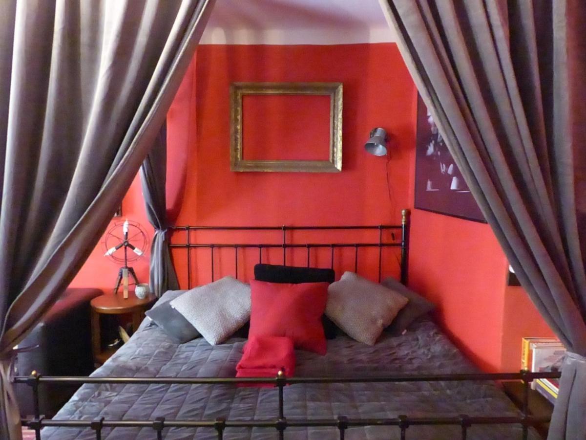 Decadent Art Club Apartment Cesky Krumlov Luaran gambar