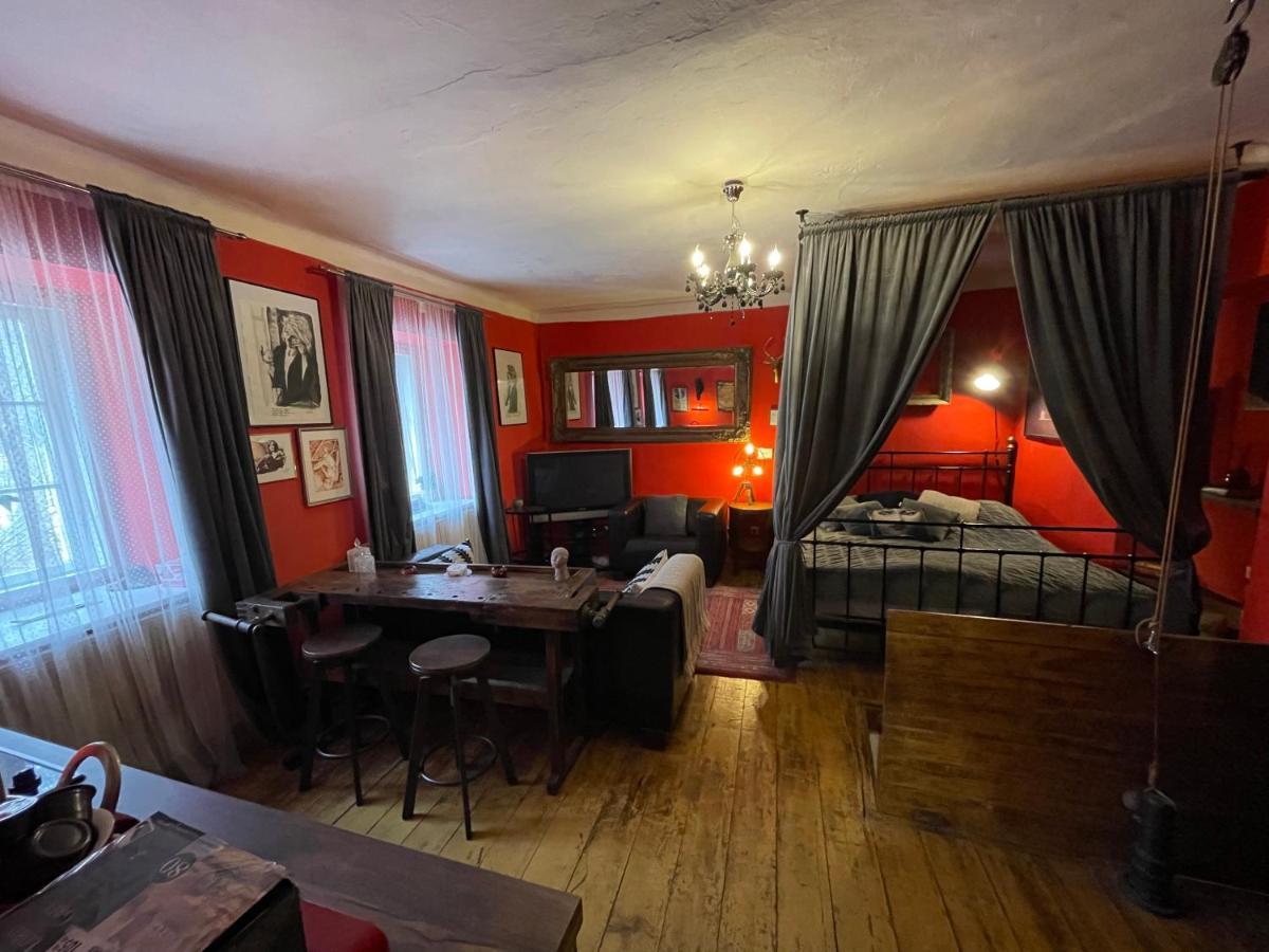 Decadent Art Club Apartment Cesky Krumlov Luaran gambar